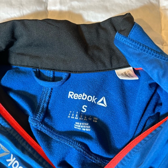 ❗️SOLD❗️Reebok Woman’s One Series Waterproof Quarter Zip - Picture 8 of 10